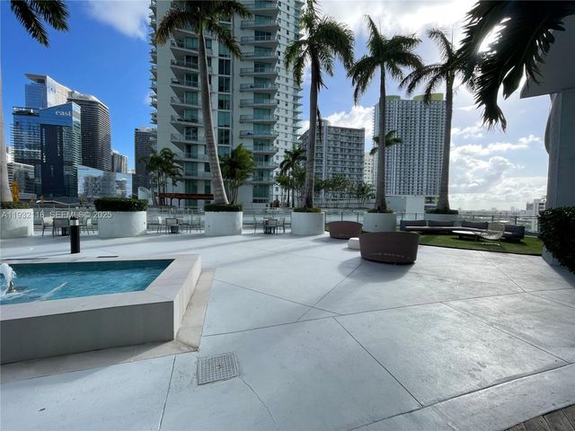 90 SW 3rd St 1205, Miami, FL 33130