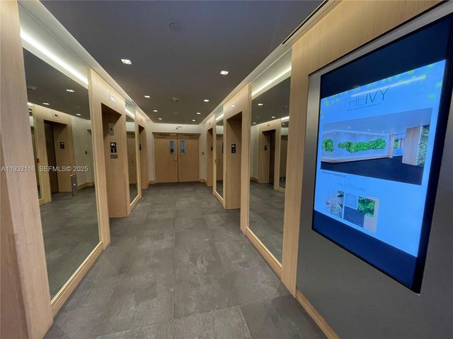 90 SW 3rd St 1205, Miami, FL 33130