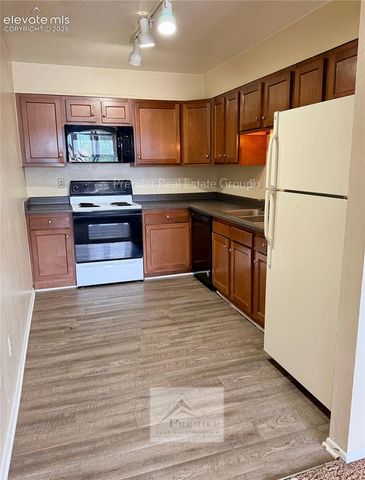 1480 Hathaway Drive F, Colorado Springs, CO 80915