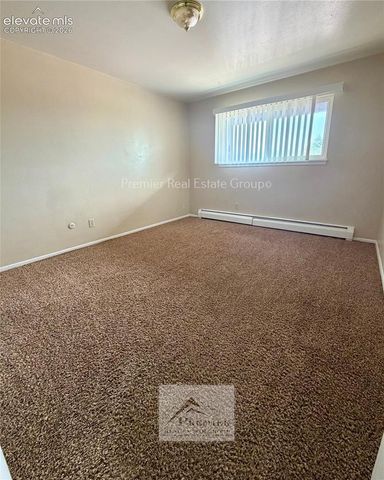 1480 Hathaway Drive F, Colorado Springs, CO 80915