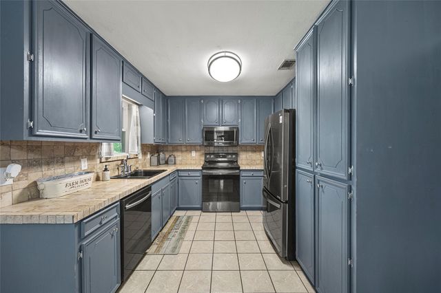 116 Willow Lake Lane, Crandall, TX 75114