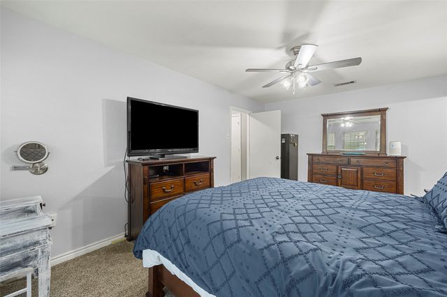 116 Willow Lake Lane, Crandall, TX 75114