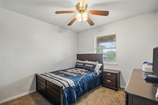 116 Willow Lake Lane, Crandall, TX 75114