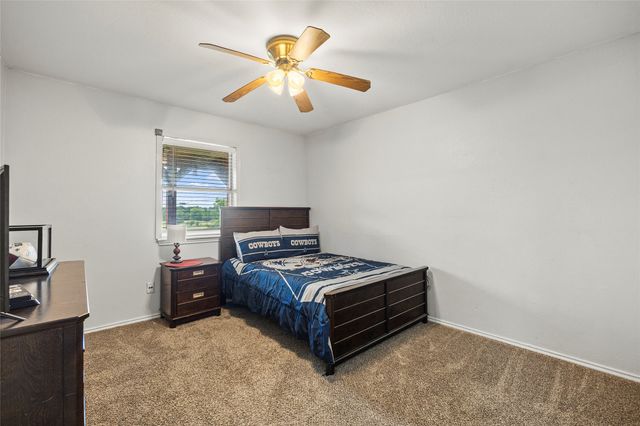 116 Willow Lake Lane, Crandall, TX 75114