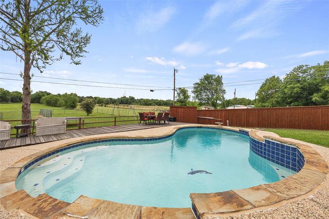116 Willow Lake Lane, Crandall, TX 75114