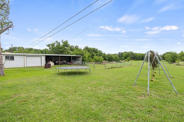 116 Willow Lake Lane, Crandall, TX 75114