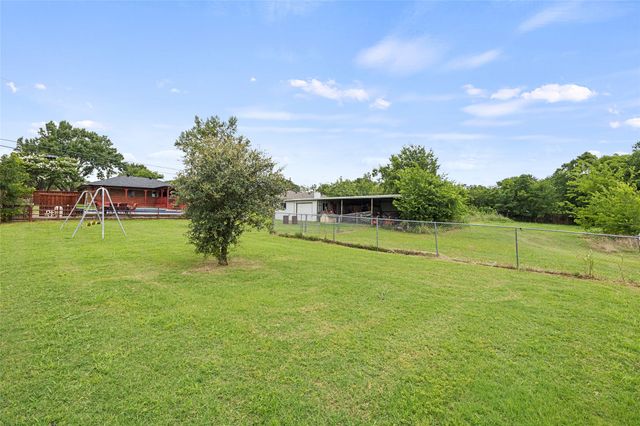116 Willow Lake Lane, Crandall, TX 75114