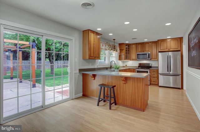 121 ALBANY AVE E, Walkersville, MD 21793