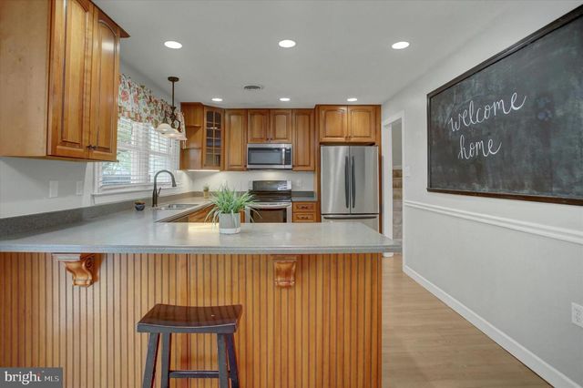 121 ALBANY AVE E, Walkersville, MD 21793