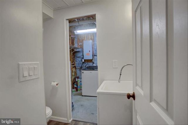 121 ALBANY AVE E, Walkersville, MD 21793