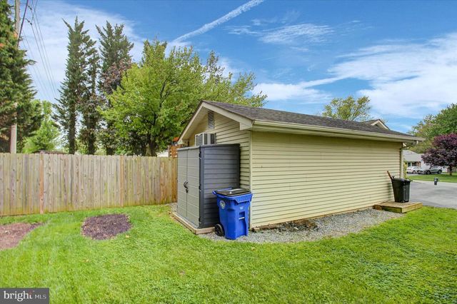 121 ALBANY AVE E, Walkersville, MD 21793
