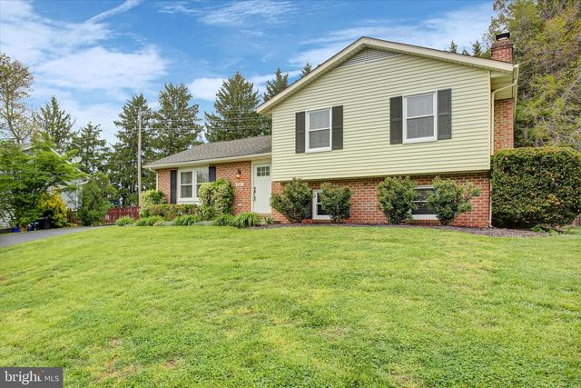 121 ALBANY AVE E, Walkersville, MD 21793