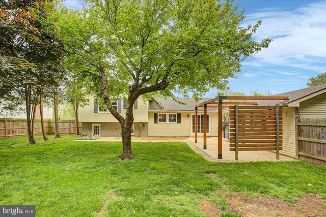 121 ALBANY AVE E, Walkersville, MD 21793