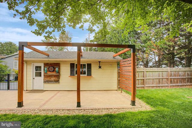 121 ALBANY AVE E, Walkersville, MD 21793