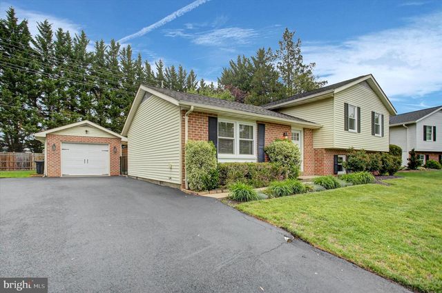 121 ALBANY AVE E, Walkersville, MD 21793