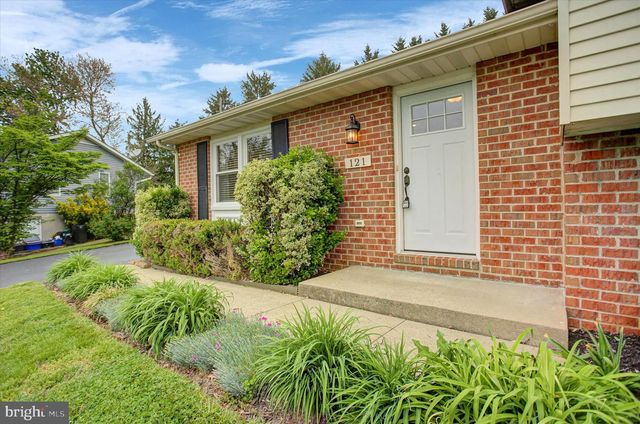 121 ALBANY AVE E, Walkersville, MD 21793