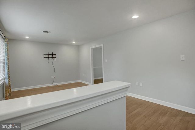 121 ALBANY AVE E, Walkersville, MD 21793