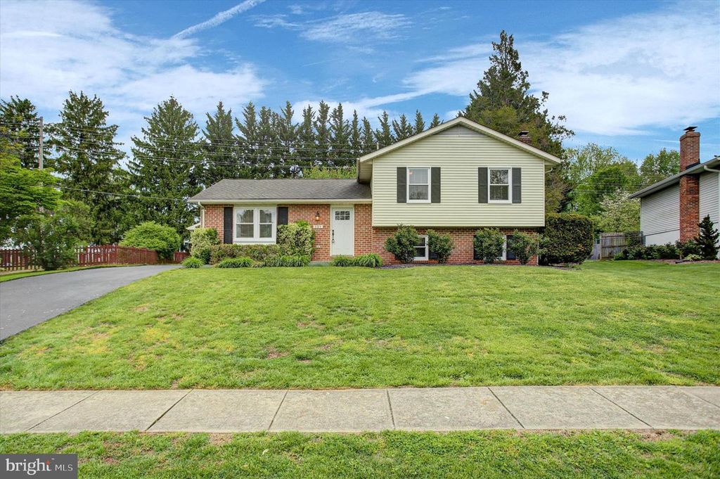 121 ALBANY AVE E, Walkersville, MD 21793