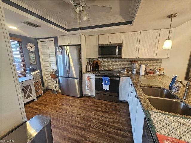 7360 Saint Ives WAY # 2101, Naples, FL 34104