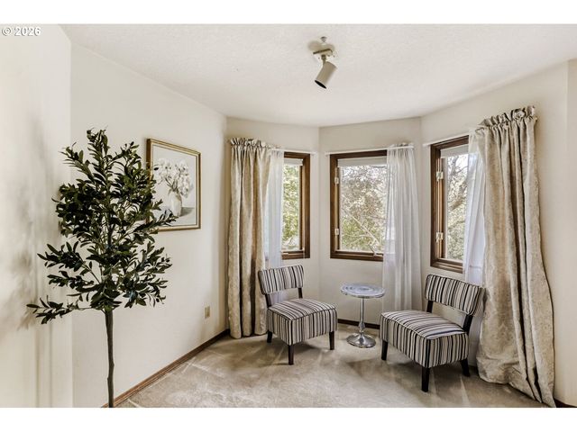 12160 Sw WILDWOOD St, Tigard, OR 97224