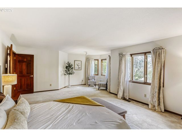 12160 Sw WILDWOOD St, Tigard, OR 97224