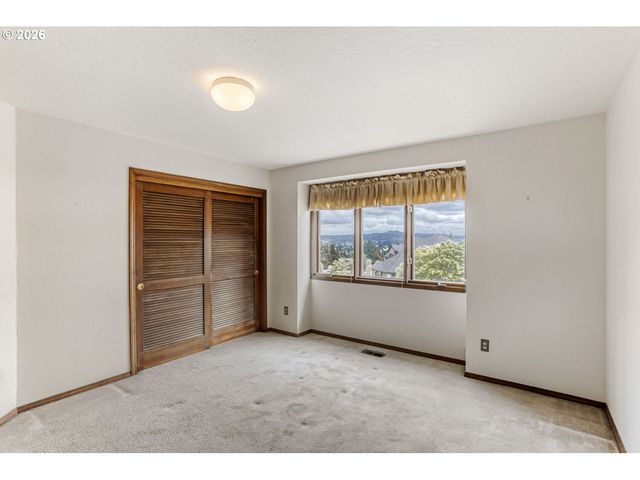 12160 Sw WILDWOOD St, Tigard, OR 97224