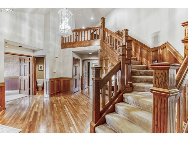 12160 Sw WILDWOOD St, Tigard, OR 97224