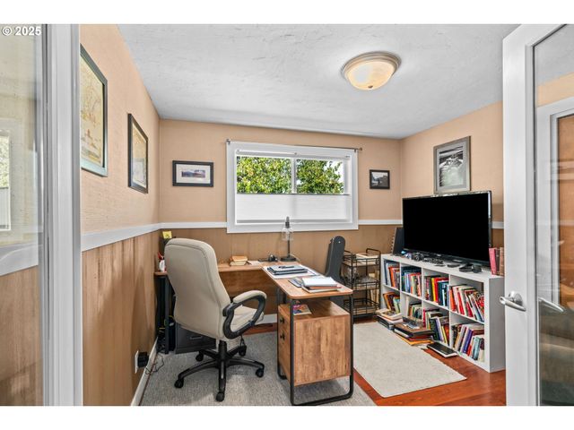 1490 CAROBELLE Ct, Cottage Grove, OR 97424