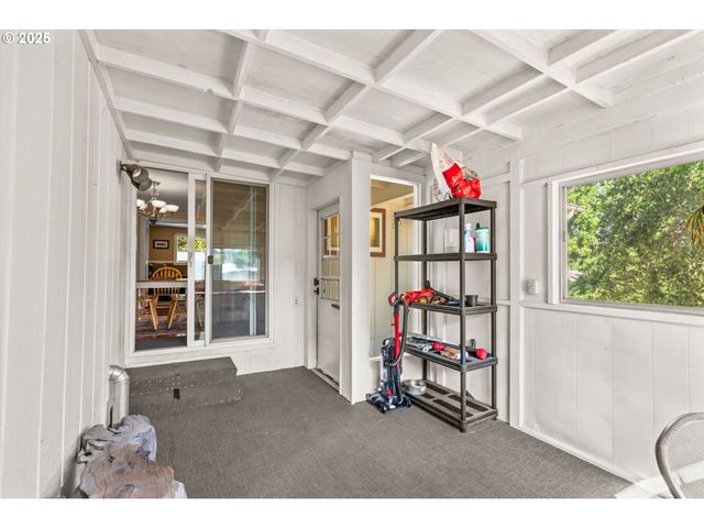 1490 CAROBELLE Ct, Cottage Grove, OR 97424