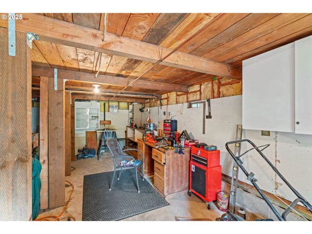 1490 CAROBELLE Ct, Cottage Grove, OR 97424