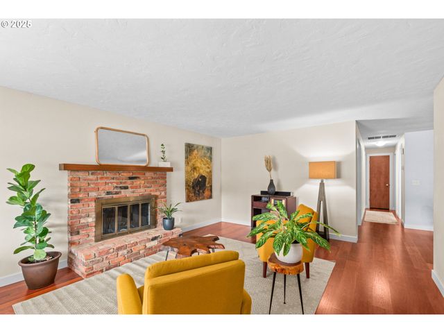 1490 CAROBELLE Ct, Cottage Grove, OR 97424