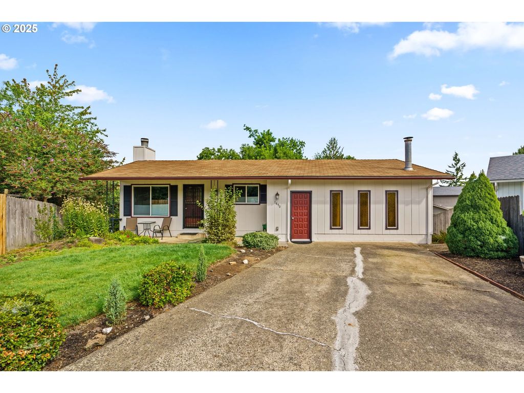 1490 CAROBELLE Ct, Cottage Grove, OR 97424