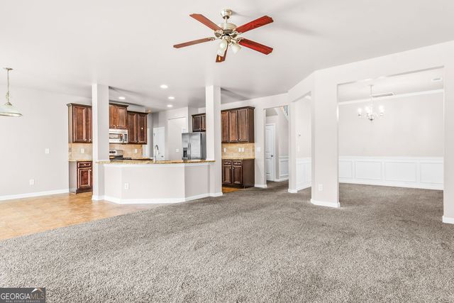 419 Live Oak Pass, Loganville, GA 30052