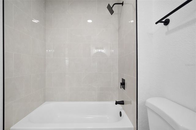 209 SATSUMA DRIVE, Sanford, FL 32771