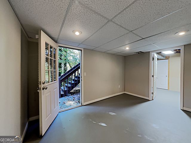 665 Ashley Laine Walk, Lawrenceville, GA 30043
