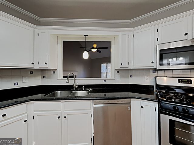 665 Ashley Laine Walk, Lawrenceville, GA 30043