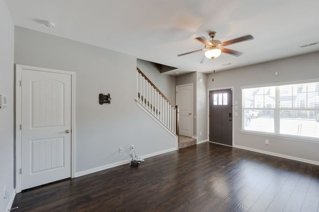 204 Bell Forge Ct, White Bluff, TN 37187