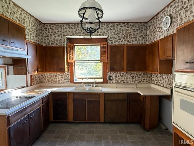 2645 S Greensboro Pike, New Castle, IN 47362
