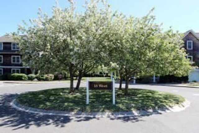 18 West Road 303, Orleans, MA 02653
