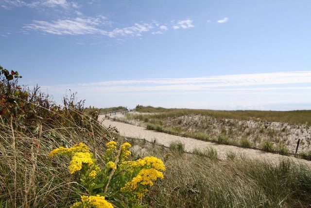 18 West Road 303, Orleans, MA 02653