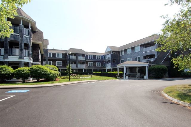 18 West Road 303, Orleans, MA 02653