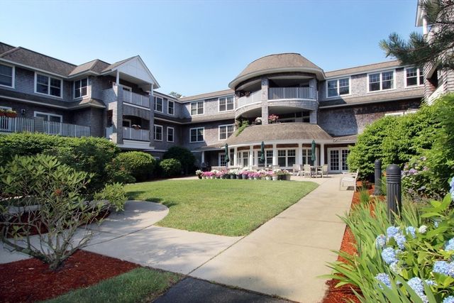 18 West Road 303, Orleans, MA 02653