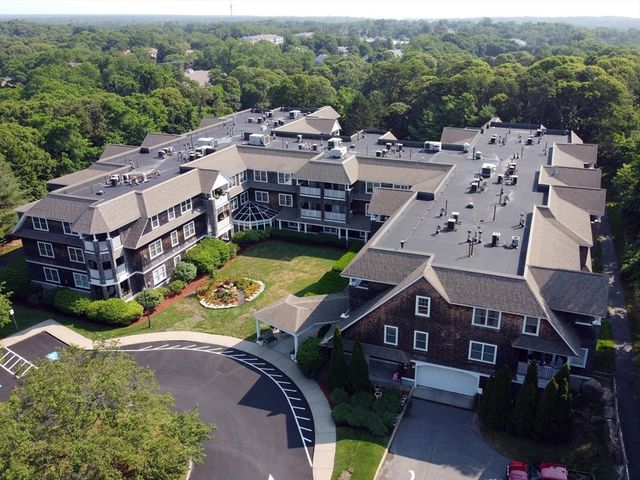 18 West Road 303, Orleans, MA 02653
