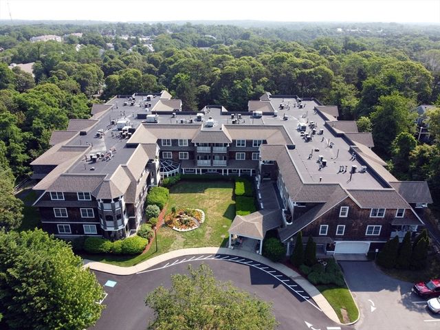 18 West Road 303, Orleans, MA 02653