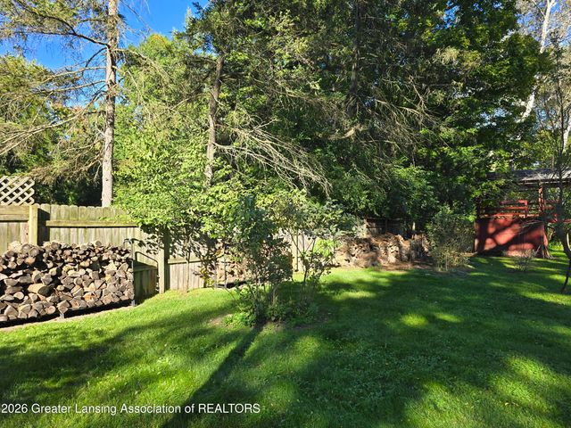 6016 Harkson Drive, East Lansing, MI 48823