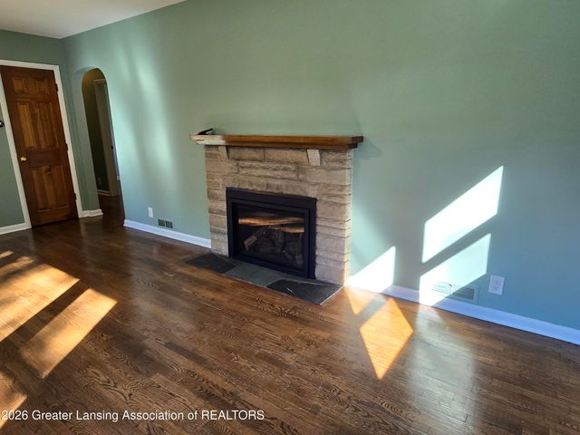 6016 Harkson Drive, East Lansing, MI 48823