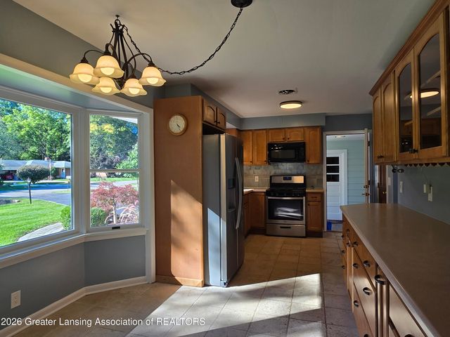 6016 Harkson Drive, East Lansing, MI 48823