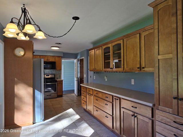 6016 Harkson Drive, East Lansing, MI 48823