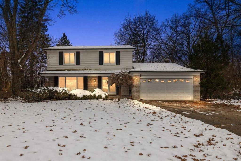 18971 Eldorado Place, Lathrup Vllg, MI 48076