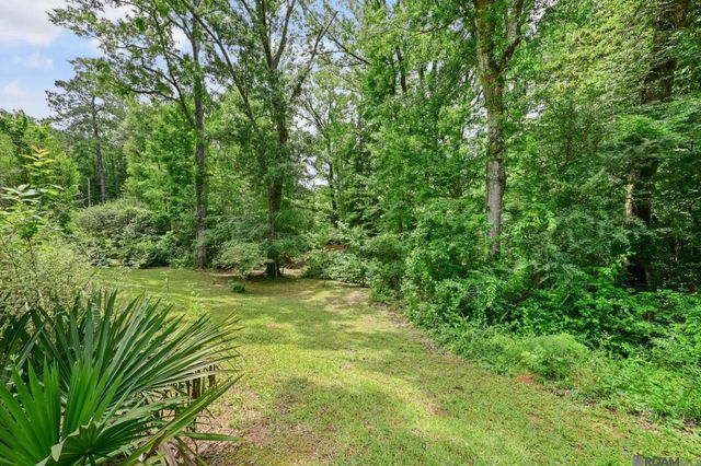 12364 Moss Sq, St Francisville, LA 70775